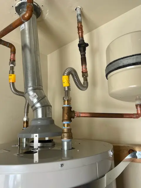 Water heater installation and plumbing repair in Hinmansville